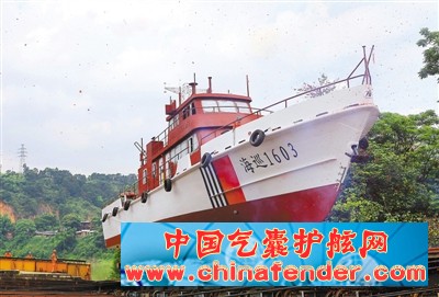 深圳首艘30米级A型海事巡逻船下水